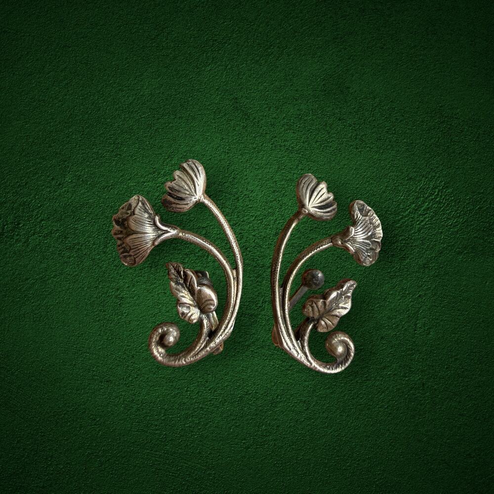 VTG Sterling Silver Sculptural Floral Screw Back Earrings Botanical Statement